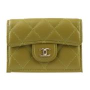 Pre-owned Leather wallets Chanel Vintage , Green , Dames