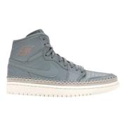 Retro High Mica Green Limited Edition Nike , Green , Dames