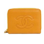 Pre-owned Leather key-holders Chanel Vintage , Yellow , Dames