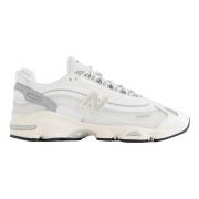 Beperkte Oplage Minimalistische Witte Grijze Sneakers New Balance , Wh...