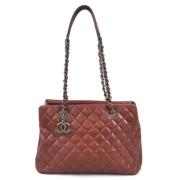 Pre-owned Leather shoulder-bags Chanel Vintage , Red , Dames