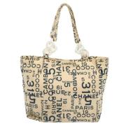 Pre-owned Canvas totes Chanel Vintage , Beige , Dames