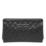 Pre-owned Leather clutches Chanel Vintage , Black , Dames