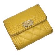 Pre-owned Leather wallets Chanel Vintage , Yellow , Dames