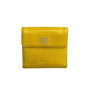 Pre-owned Leather wallets Chanel Vintage , Yellow , Dames