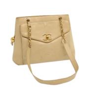 Pre-owned Leather chanel-bags Chanel Vintage , Beige , Dames