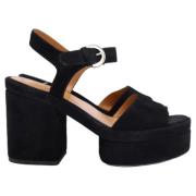 Pre-owned Suede sandals Chloé Pre-owned , Black , Dames