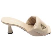 Pre-owned Leather heels Prada Vintage , Beige , Dames