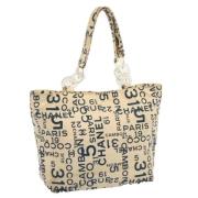 Pre-owned Canvas totes Chanel Vintage , Beige , Dames