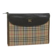 Pre-owned Nylon clutches Burberry Vintage , Beige , Dames