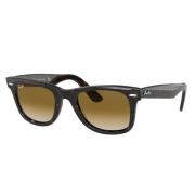 Klassieke Wayfarer zonnebril Rb2140 902/51 Ray-Ban , Brown , Unisex