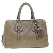 Pre-owned Leather handbags Prada Vintage , Gray , Dames