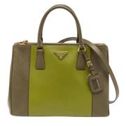 Pre-owned Leather totes Prada Vintage , Green , Dames