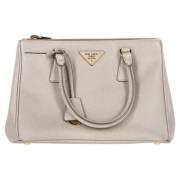 Pre-owned Leather handbags Prada Vintage , Beige , Dames