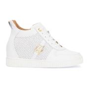 Witte Leren Geperforeerde Sneakers met Verborgen Anker Kazar , White ,...