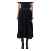 Zwarte Tech Geplooide Midi Rok Sacai , Black , Dames