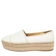 Pre-owned Leather flats Prada Vintage , White , Dames