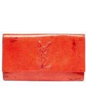 Pre-owned Leather clutches Yves Saint Laurent Vintage , Red , Dames