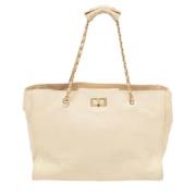 Pre-owned Leather totes Chanel Vintage , Beige , Dames