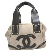 Pre-owned Leather chanel-bags Chanel Vintage , Brown , Dames