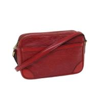 Pre-owned Leather shoulder-bags Louis Vuitton Vintage , Red , Dames