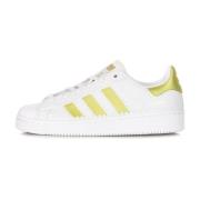 Crystal White Sneaker met Metallic Details Adidas , White , Dames