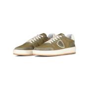 Moderne Leren Sneakers met Brede Zool Philippe Model , Green , Heren