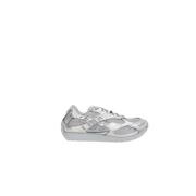 Zilveren Low-Top Sneakers met Rubberdetails Bottega Veneta , Gray , Da...