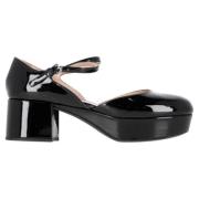 Pre-owned Leather heels Miu Miu Pre-owned , Black , Dames