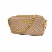 Pre-owned Leather wallets Prada Vintage , Beige , Dames