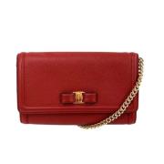 Pre-owned Leather shoulder-bags Salvatore Ferragamo Pre-owned , Red , ...