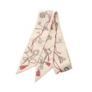 Pre-owned Silk scarves Hermès Vintage , Multicolor , Dames