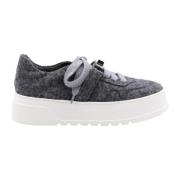 Stijlvolle Sneaker met Sierlijk Detail Laura Bellariva , Gray , Dames