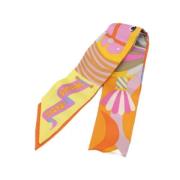 Pre-owned Silk scarves Hermès Vintage , Multicolor , Dames