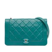 Pre-owned Leather shoulder-bags Chanel Vintage , Blue , Dames