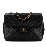 Pre-owned Leather crossbody-bags Chanel Vintage , Black , Dames