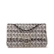 Pre-owned Fabric shoulder-bags Chanel Vintage , White , Dames