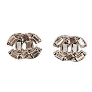 Pre-owned Metal earrings Chanel Vintage , Gray , Dames