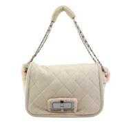 Pre-owned Leather chanel-bags Chanel Vintage , Beige , Dames