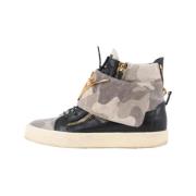 Pre-owned Leather sneakers Giuseppe Zanotti Pre-owned , Brown , Dames