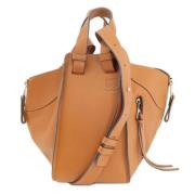 Pre-owned Canvas shoulder-bags Loewe Pre-owned , Brown , Dames