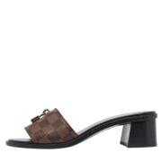 Pre-owned Canvas sandals Louis Vuitton Vintage , Brown , Dames