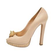 Pre-owned Leather heels Alexander McQueen Pre-owned , Beige , Dames