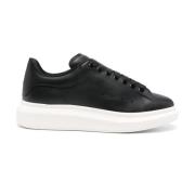 Zwarte Sneakers voor een Stijlvolle Look Alexander McQueen , Black , H...