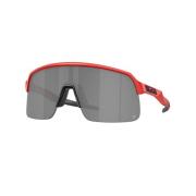 Stijlvolle zonnebrillencollectie voor dit seizoen Oakley , Red , Unise...