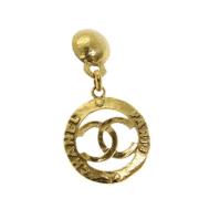 Pre-owned Metal earrings Chanel Vintage , Yellow , Dames