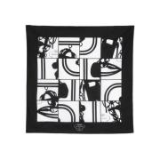 Pre-owned Silk scarves Hermès Vintage , Black , Dames