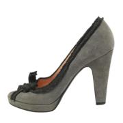 Pre-owned Suede heels Marc Jacobs Pre-owned , Gray , Dames