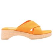 Pre-owned Canvas sandals Hermès Vintage , Orange , Dames