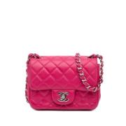 Pre-owned Leather shoulder-bags Chanel Vintage , Pink , Dames